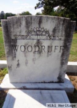 Ruby E Davis Woodruff