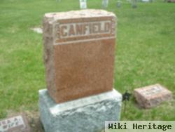 Mrs G. W. Canfield