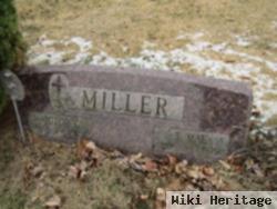 T Mae Miller Miller