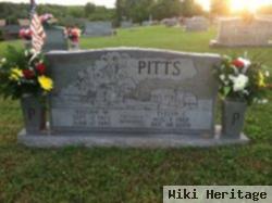 William M "bill" Pitts