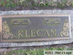 Lillian Klecan