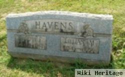 Lillian M Havens
