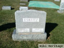 Helen S Eskeitz