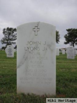 John J Lyons, Jr