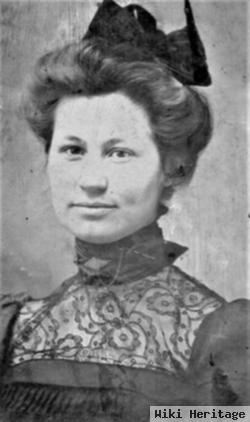 Nina Ellis Winn