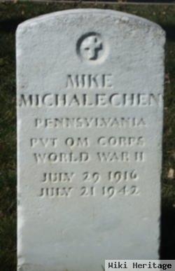 Pvt Mike Michalechen