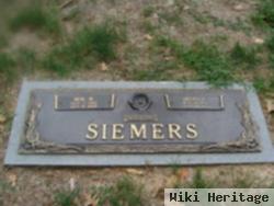 William R "bill" Siemers