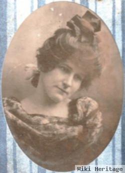 Bertha L Fuller