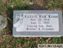 Richard J "rick" Kruse