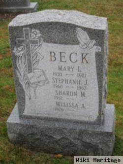 Mary L Beck