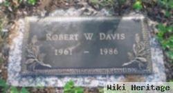 Robert W Davis