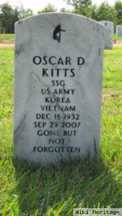 Oscar D Kitts
