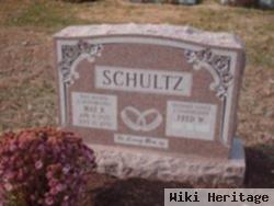 Mae R Schultz