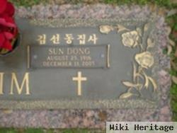 Sun Dong Kim