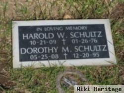 Dorothy M Schultz