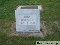 Tony Beyenhof