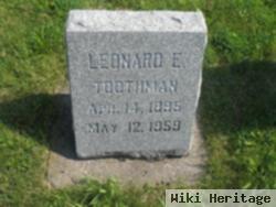 Leonard Toothman