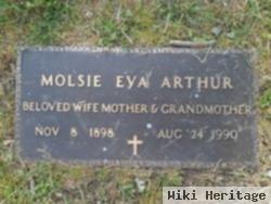 Molsie Eva Arthur