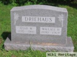 Wallace H Driehaus