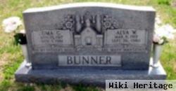 Oma Gladys Moore Bunner