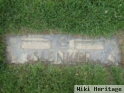 Lon G Slenker, Sr.