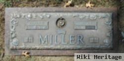 Beatrice D "bea" Mckinnon Miller