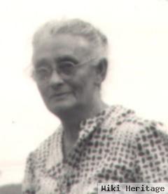 Charlotte Leota "oatie" Hall Knapp