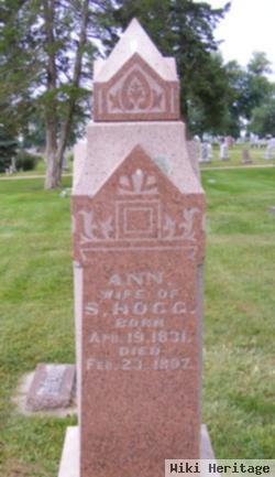 Ann Willoughby Hogg