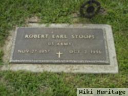 Robert Earl Stoops