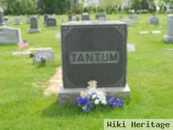 Annie Tantum