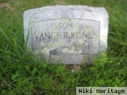 Vance R Kunes