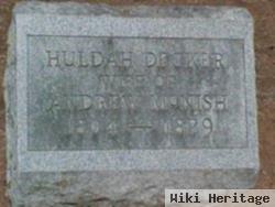 Huldah Decker Mcnish