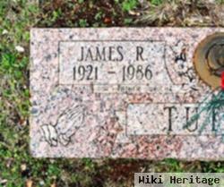 James R "jim" Tuttle