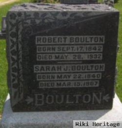 Sarah J Boulton