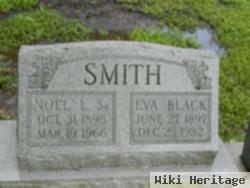 Eva Black Smith