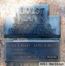 Aksel B. Holst