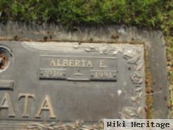 Alberta E Tanata