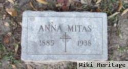 Anna Sacha Mitas