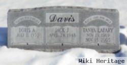 Doris A Davis