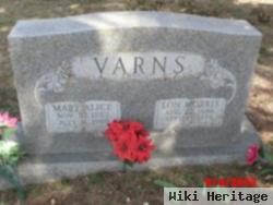 Lon Morris Varns