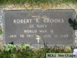 Robert R Brooks