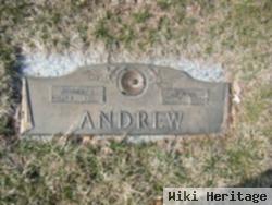 Robert L Andrew