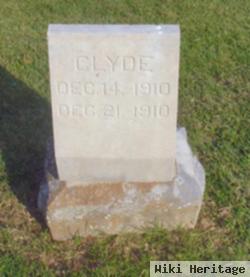 Clyde Morris