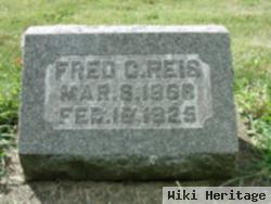 Fred C Reis