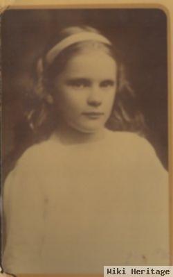 Angela M Muehlenkamp