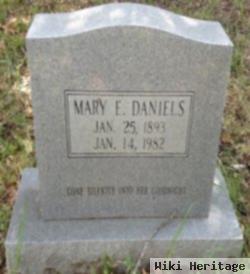 Mary E Daniels