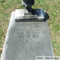 Henry Earl Boyett