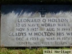 Leonard O Holton