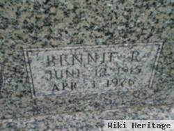 Bennie R Sekutera