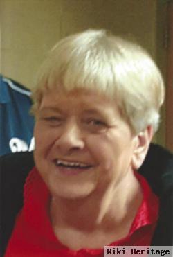 Linda Kay Bach Arnett